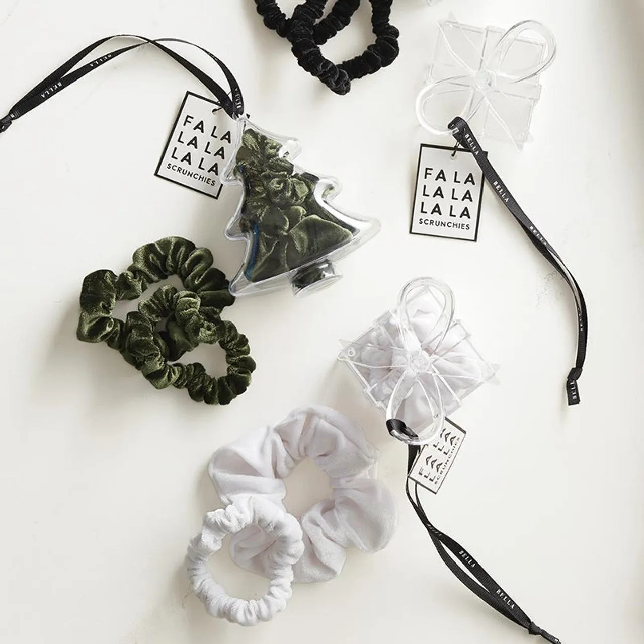 BEL Velvet Scrunchie Set in Green