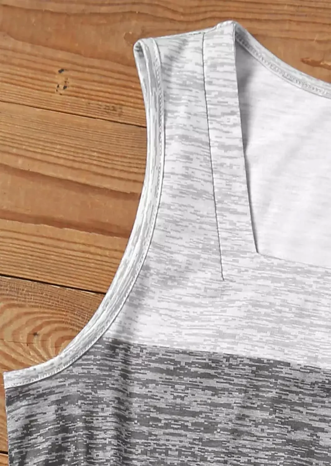 CHUNTIANRAN Color Block Ruched Button Square Collar Tank Top for Women Summer Tank Tee Casual Loose-Fit Sleeveless Shirt