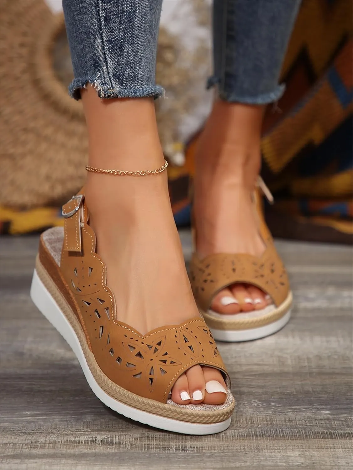 Comfort Peep Toe Wedge Sandals for Women Slingback Heel Cut-Out Vamp Wedges Sandal Summer Thick Bottom Belt Buckle Beach Vacation Travel Shoes