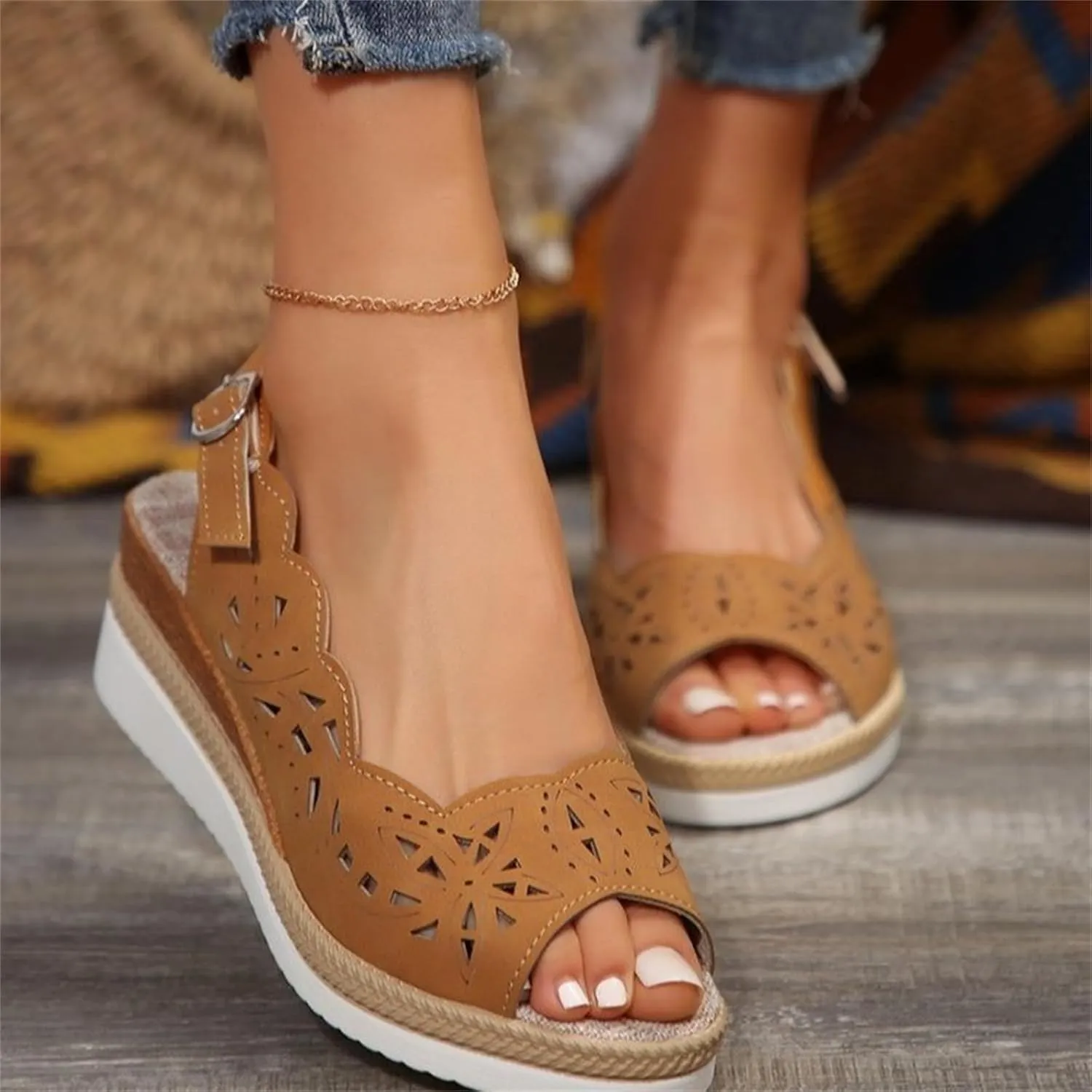 Comfort Peep Toe Wedge Sandals for Women Slingback Heel Cut-Out Vamp Wedges Sandal Summer Thick Bottom Belt Buckle Beach Vacation Travel Shoes
