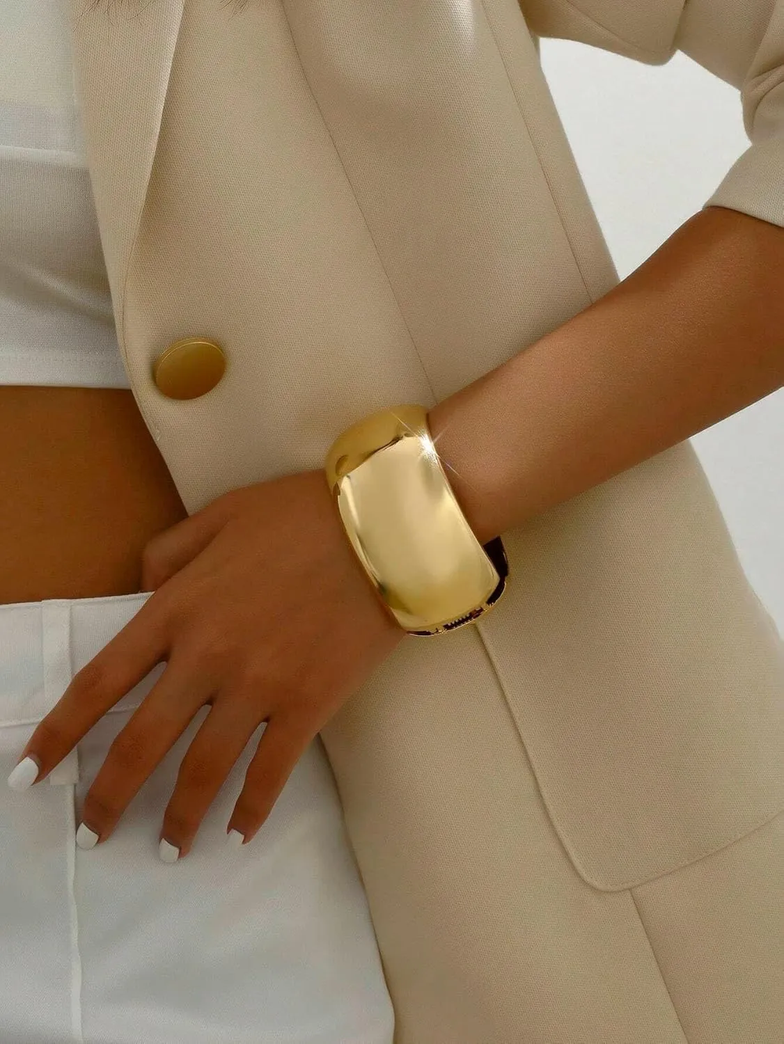 Ritach Gold Chunky Cuff Bracelets for Women Adjustable Sterling Silver Plated Chunky Open Cuff Bangle Bracelets Minimalist Thick Gold Wrist Cuff Bracelets