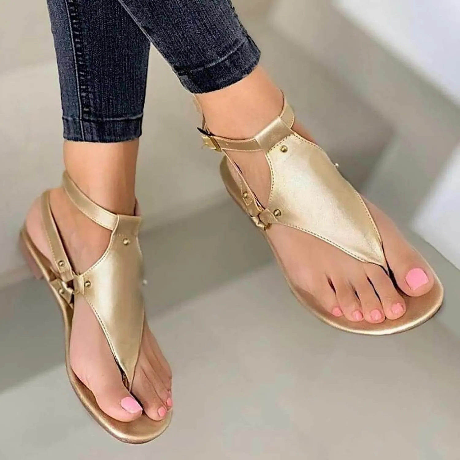 Sandals for Women Dressy Summer, Toe Ring Thong Sandals Lightweight, Hoop and Loop Flat Flip Flops, Summer Hollow Out Shoes, Comfortable Casual Flats 2025 Fashion Trends