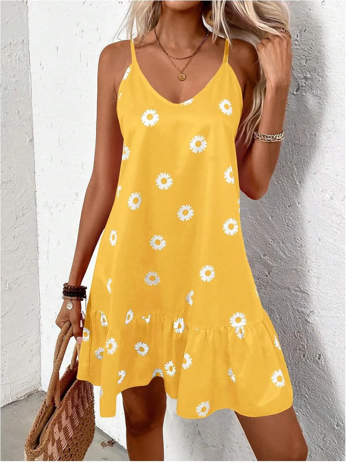 SOLY HUX Women's Sundress Floral Print Cami Dress V Neck Spaghetti Strap Ruffle Hem Summer Short Dresses