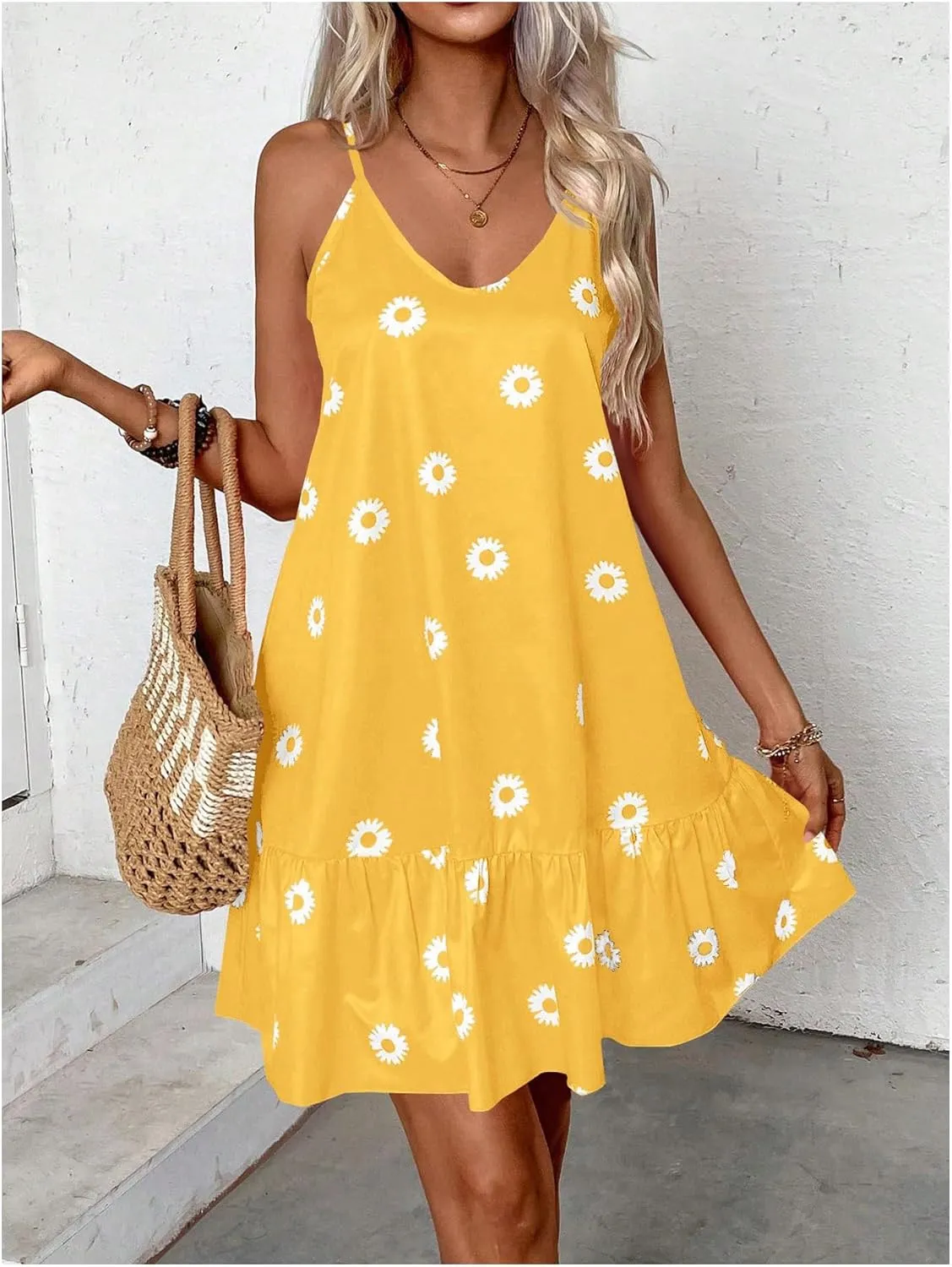 SOLY HUX Women's Sundress Floral Print Cami Dress V Neck Spaghetti Strap Ruffle Hem Summer Short Dresses