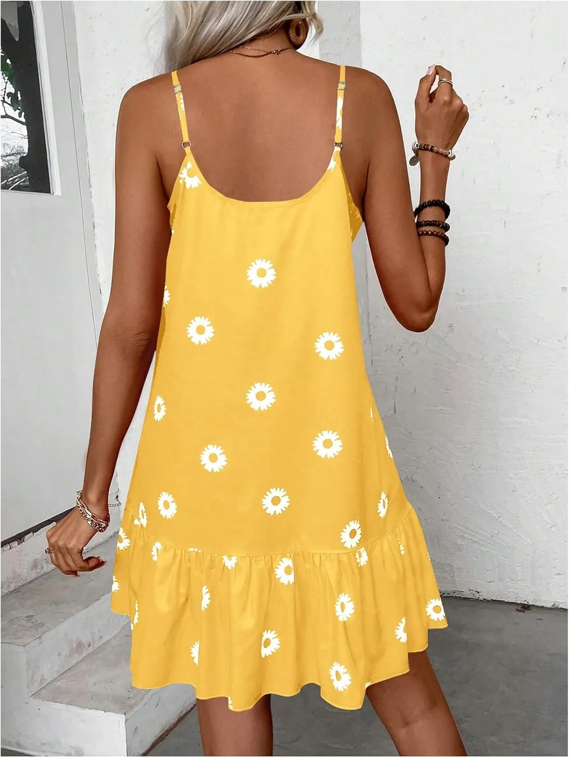 SOLY HUX Women's Sundress Floral Print Cami Dress V Neck Spaghetti Strap Ruffle Hem Summer Short Dresses