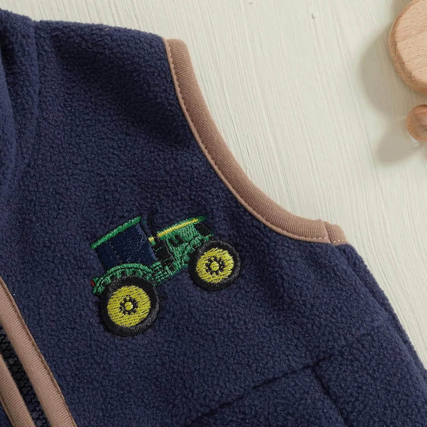 Toddler Boys Winter Fleece Vest Casual Sleeveless Zip Up Tractor Print Vest Jacket Coat with Pockets