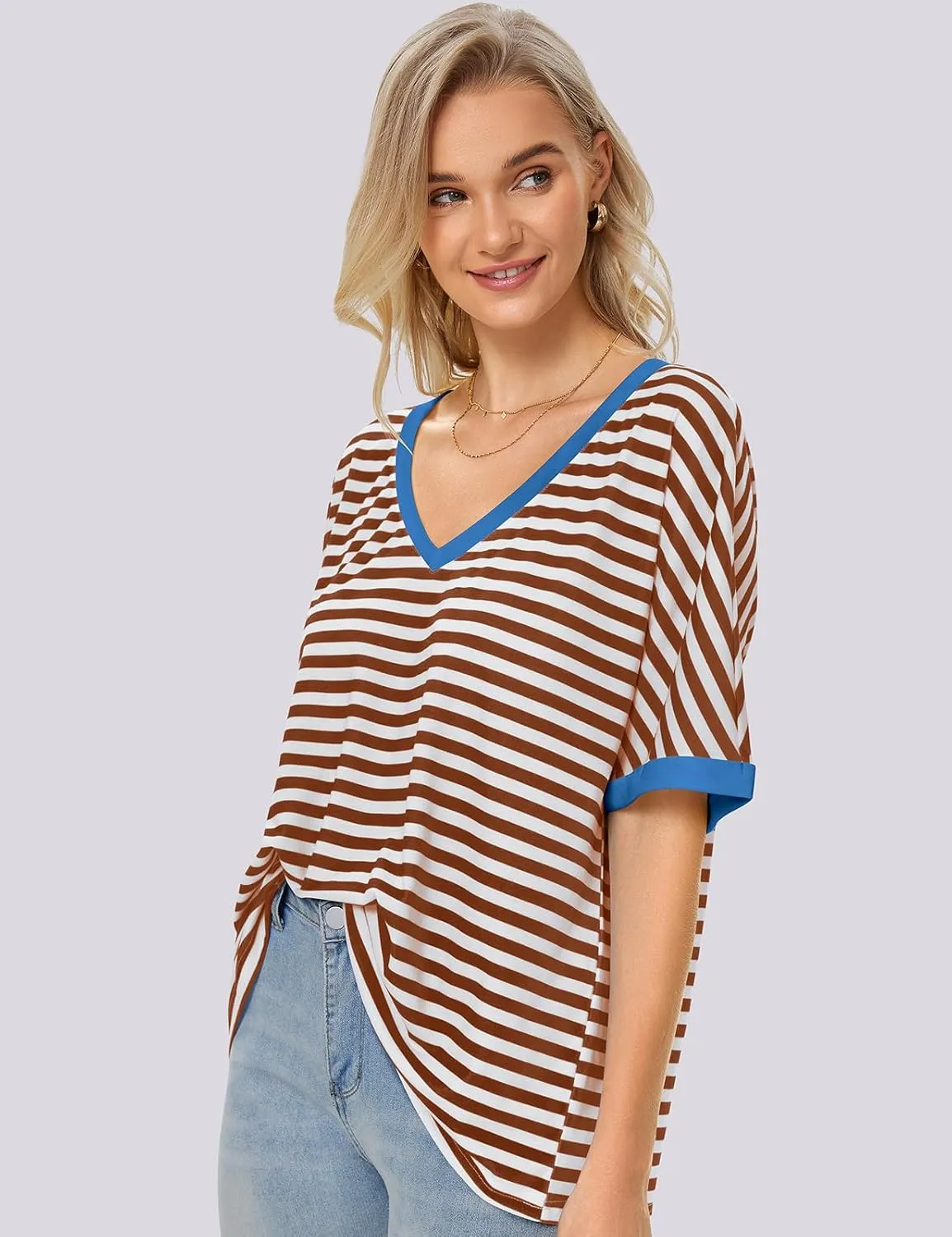 UEU Womens Oversized T-Shirts Summer V Neck Casual Shirts Short Sleeve Workout Tunic Tops