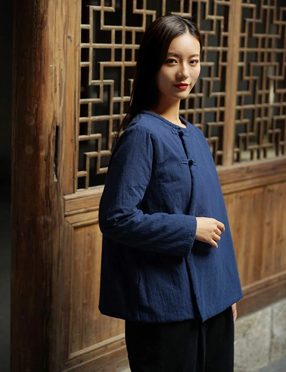Women's Cotton Padded Coats Cotton Linen Chinese Tang Suit Style Short Jackets