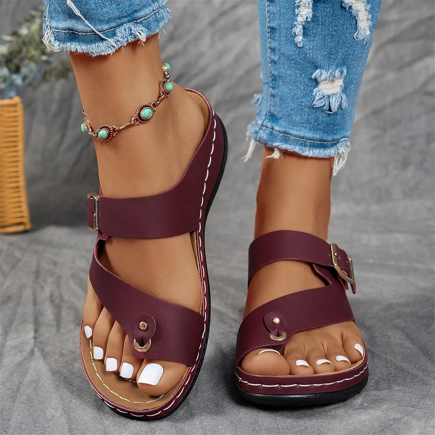 Women's Summer Arch Support Casual Leather Sandals Retro Comfortable Ring Toe Belt Buckle Wedge Flat Beach Sandals Walking Shoes