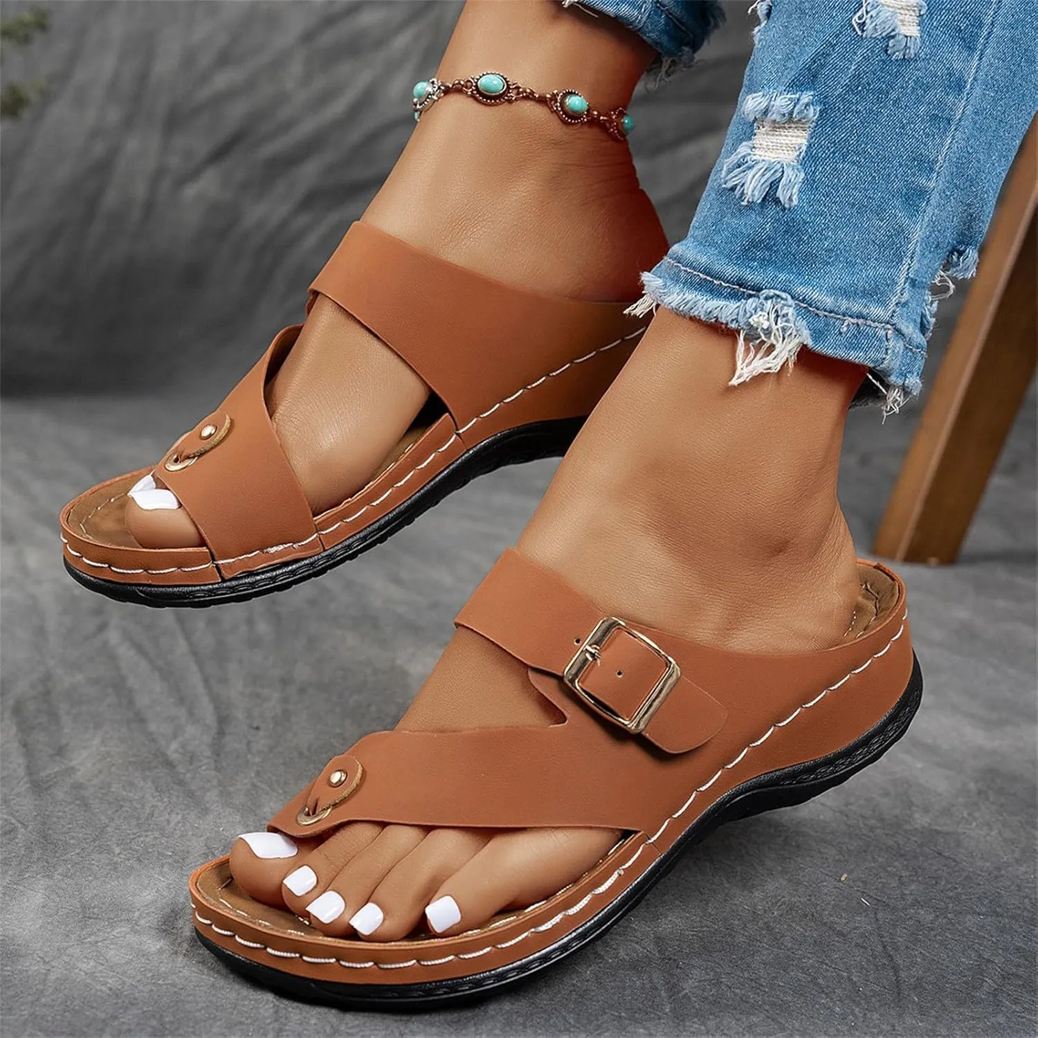 Women's Summer Arch Support Casual Leather Sandals Retro Comfortable Ring Toe Belt Buckle Wedge Flat Beach Sandals Walking Shoes