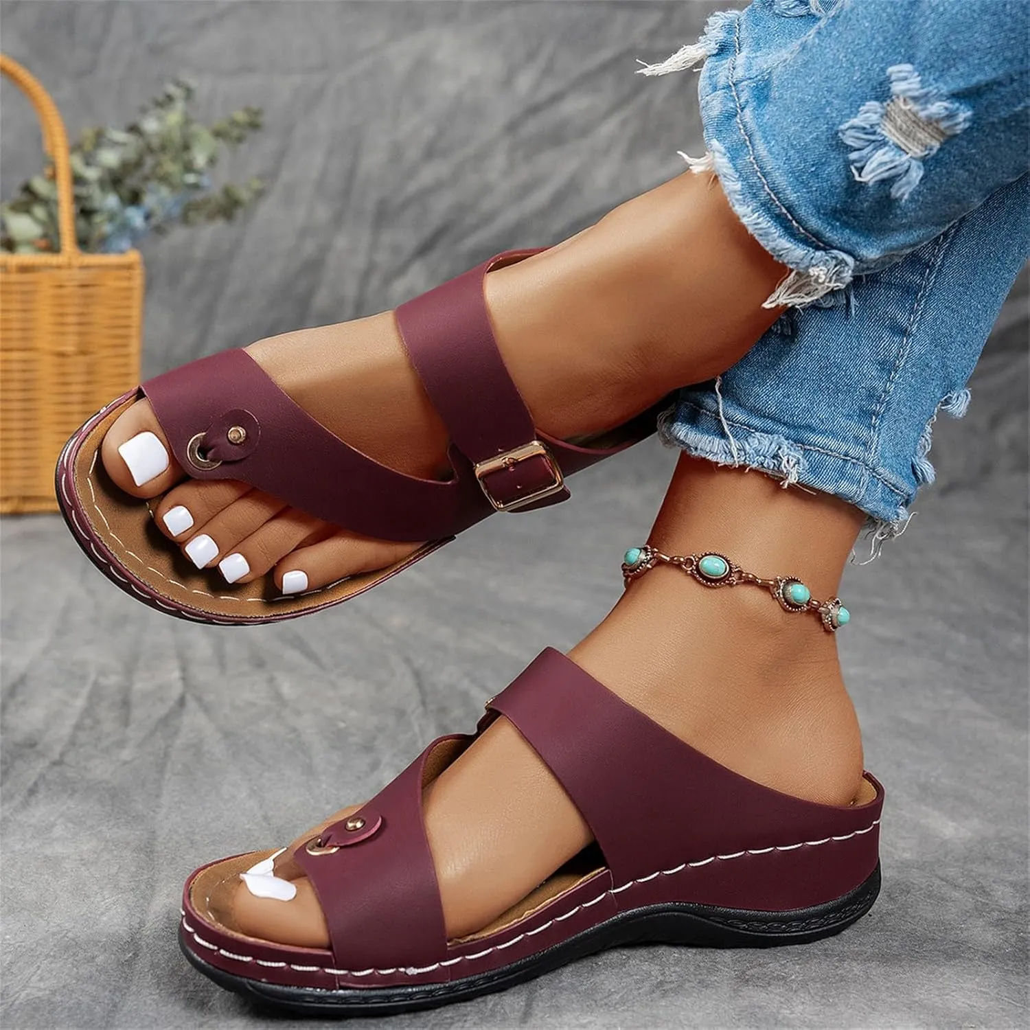 Women's Summer Arch Support Casual Leather Sandals Retro Comfortable Ring Toe Belt Buckle Wedge Flat Beach Sandals Walking Shoes