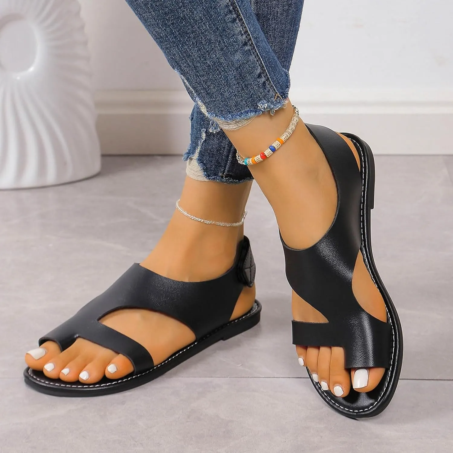 ZSpzx Women Flats Sandals,Summer Toe Ring Non-Slip Walking Footwear Comfortable Ladies Dress Breathable Slip-On Soft Cushion Indoor/Outdoor Casual Shoe Summer Beach Vacation Slippers